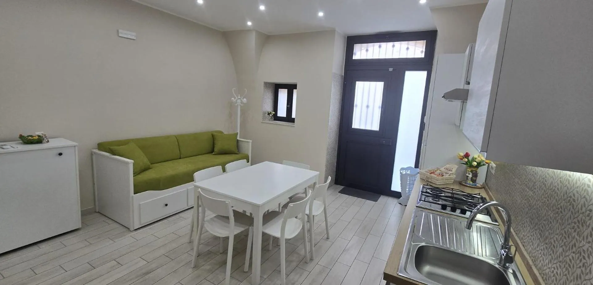 Gesuiti Home Di Agata E Aurora Catania 0*,