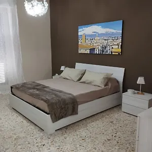Apartament Simply, Katania